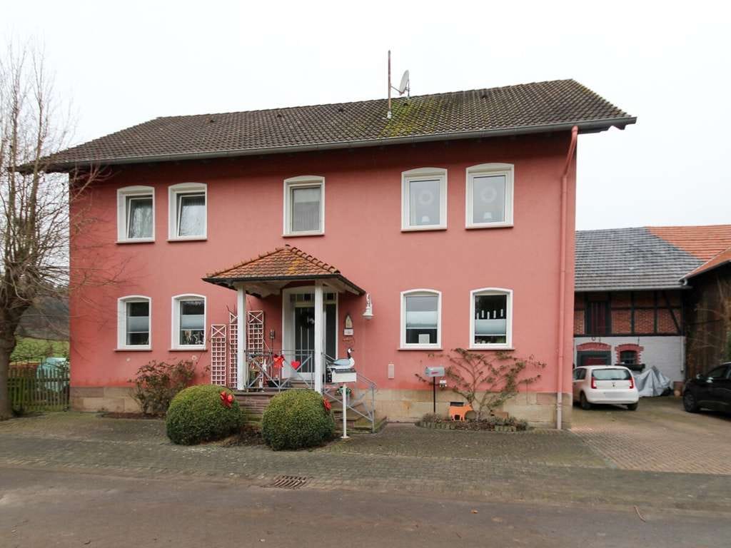 Immobilie in Haunetal - Großzügiges Landanwesen in Haunetal-Wehrda – ideal für Tierhaltung und individuelle Konzepte - Bild 1