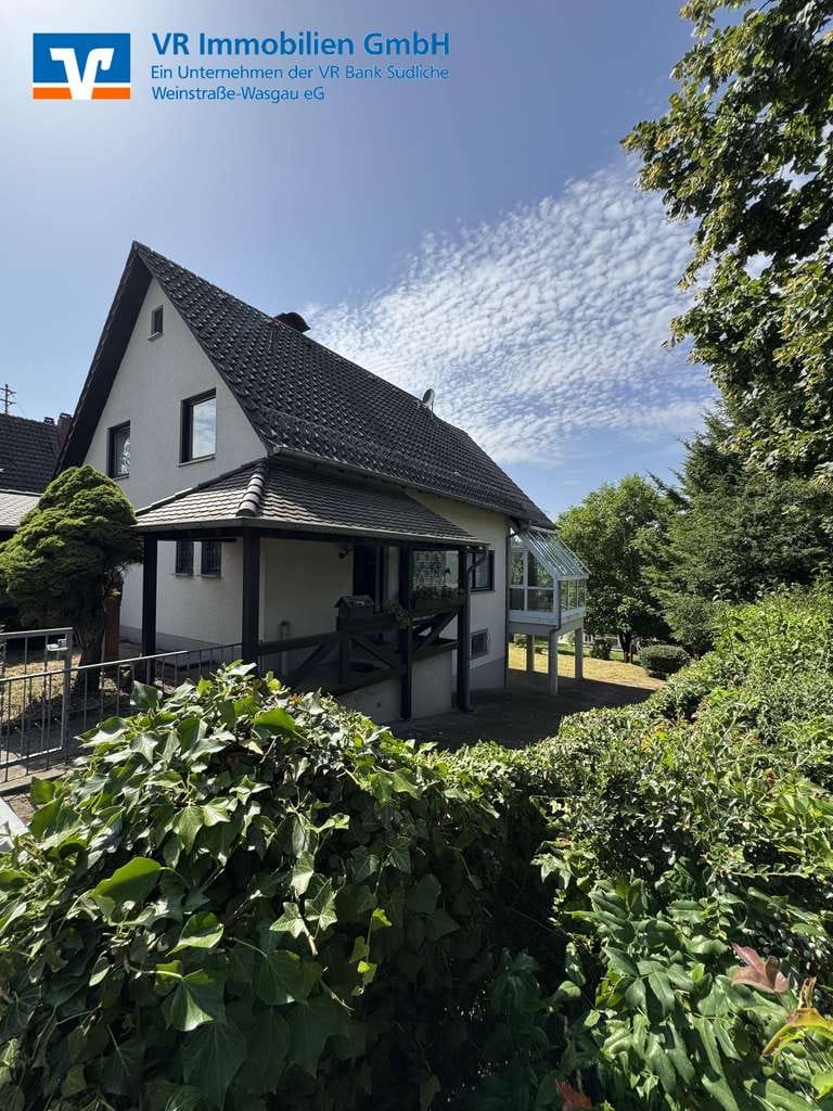 Immobilie in Wilgartswiesen - Naturidyll mit riesiger Gartenanlage und Panoramalage mitten im Pfälzerwald - Bild 2