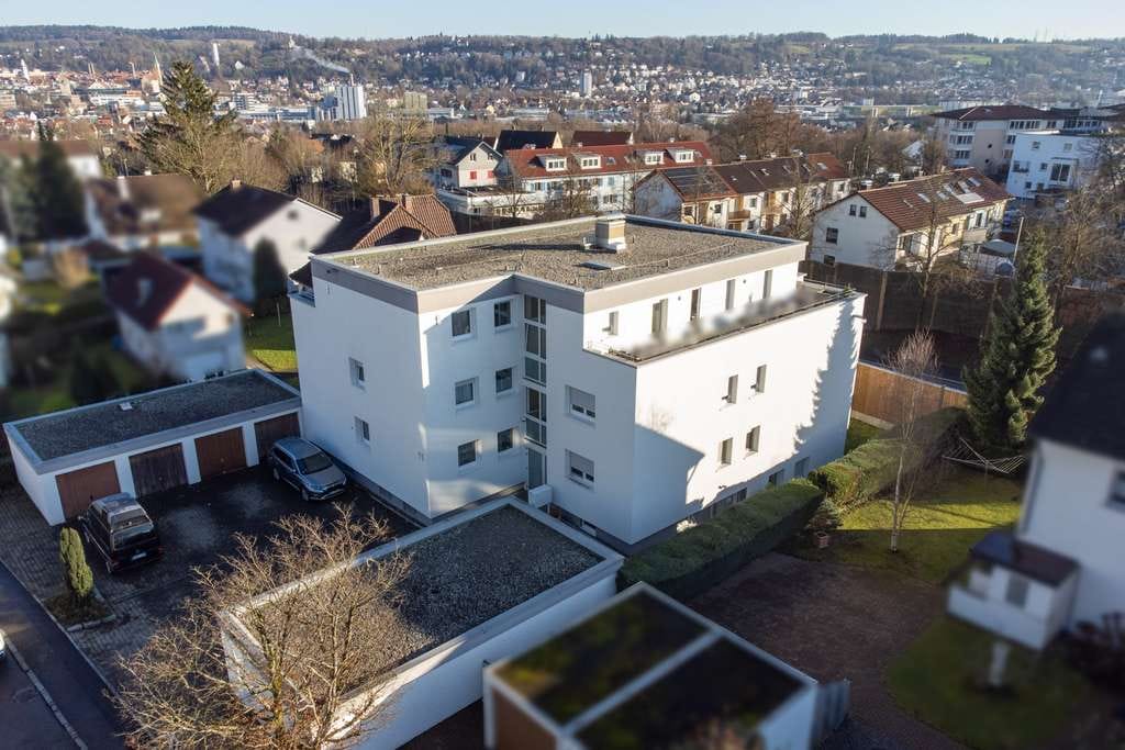 Immobilie in Ravensburg - SANIEREN & EINZIEHEN! Helle, geräumige 2-Zimmerwohnung mit Garage in der beliebten Weststadt - Bild 0