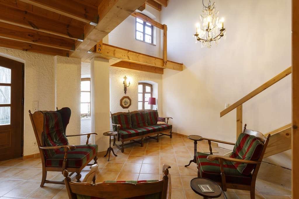 Immobilie in Paunzhausen - Kreativer Rückzugsort im Grünen - Bild 0