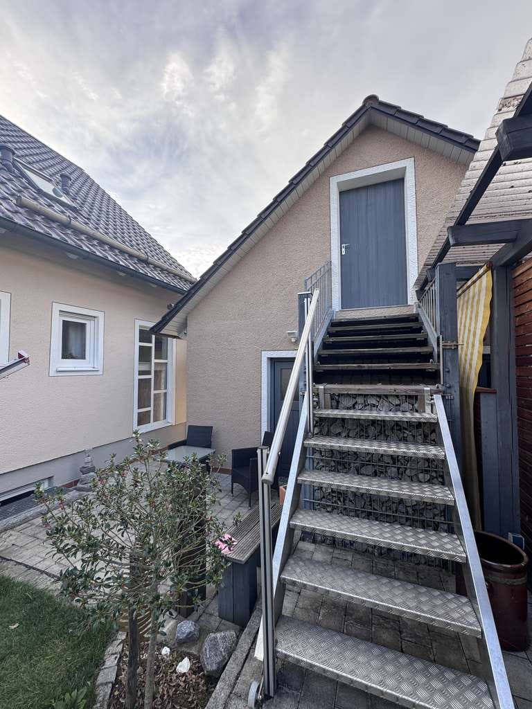 Immobilie in Mauern - Wohnen mit Charakter: Großzügiges Mehrfamilienhaus in Mauern - Bild 4