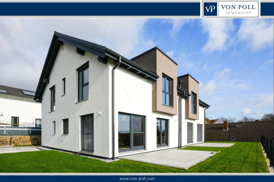 Immobilie in Ehingen - Neuwertige A+ Doppelhaushälfte: Familienfreundlich und komfortabel Wohnen mit fantastischem Ausblick - Bild 0