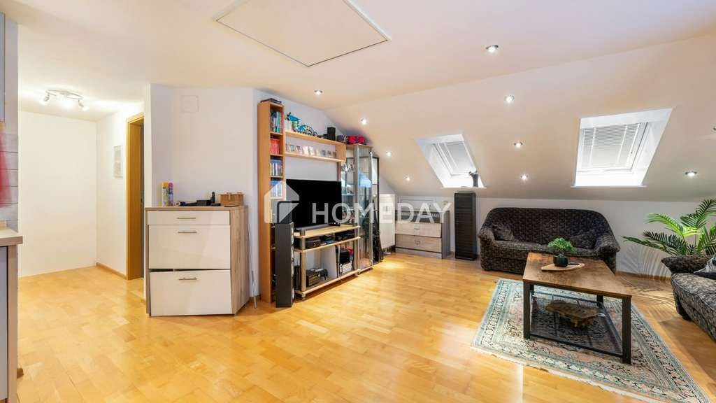 Immobilie in Saal a.d.Donau - Gut vermietete 1,5-Zimmerwohnung mit offenem Wohnkonzept, EBK und Gartenmitnutzung
 - Bild 0