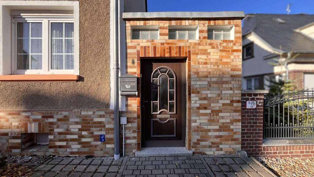Immobilie in Hecklingen - Familienhaus mit Garten
 - Bild 2