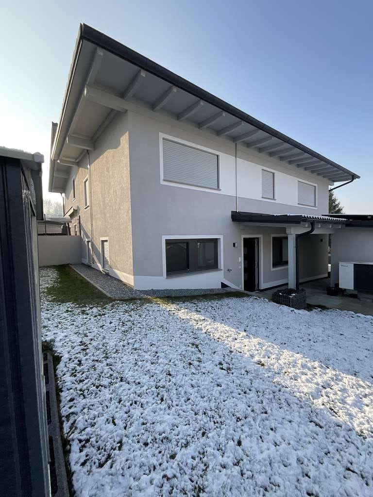 Immobilie in Aidenbach - PASSAU, Aidenbach: Doppelhaushälfte mit Garage, Terrasse und Garten! IHR LEBENS(T)RAUM! NEU, GEHOBEN, EXKLUSIV. *** - Bild 2