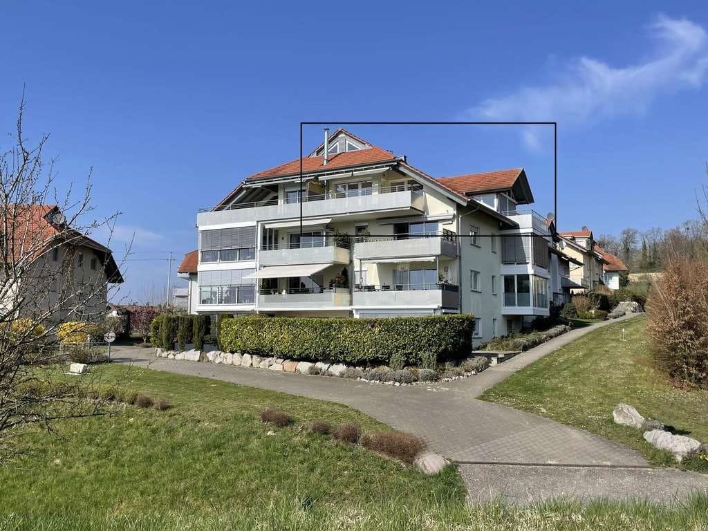 Immobilie in Bad Bellingen -  Exklusive Dachgeschosswohnung in Bad Bellingen- Bamlach - Bild 0