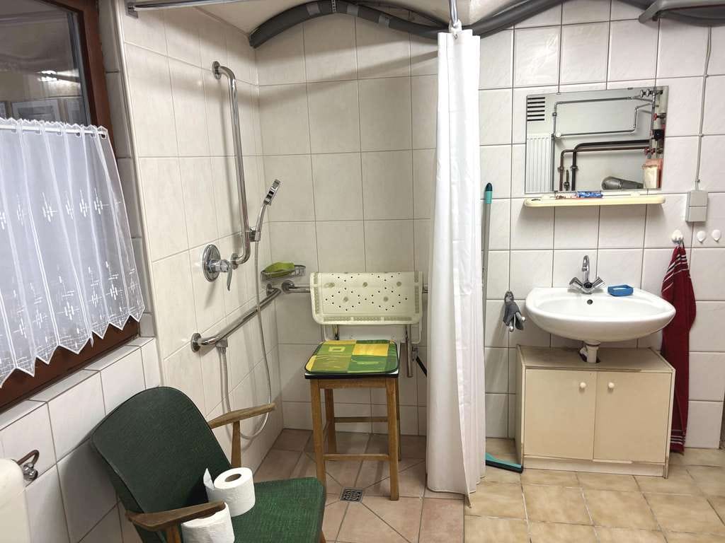 Immobilie in Heidenheim - Kleiner Bauernhof in der Ortsmitte von Hechlingen am See
 - Bild 4
