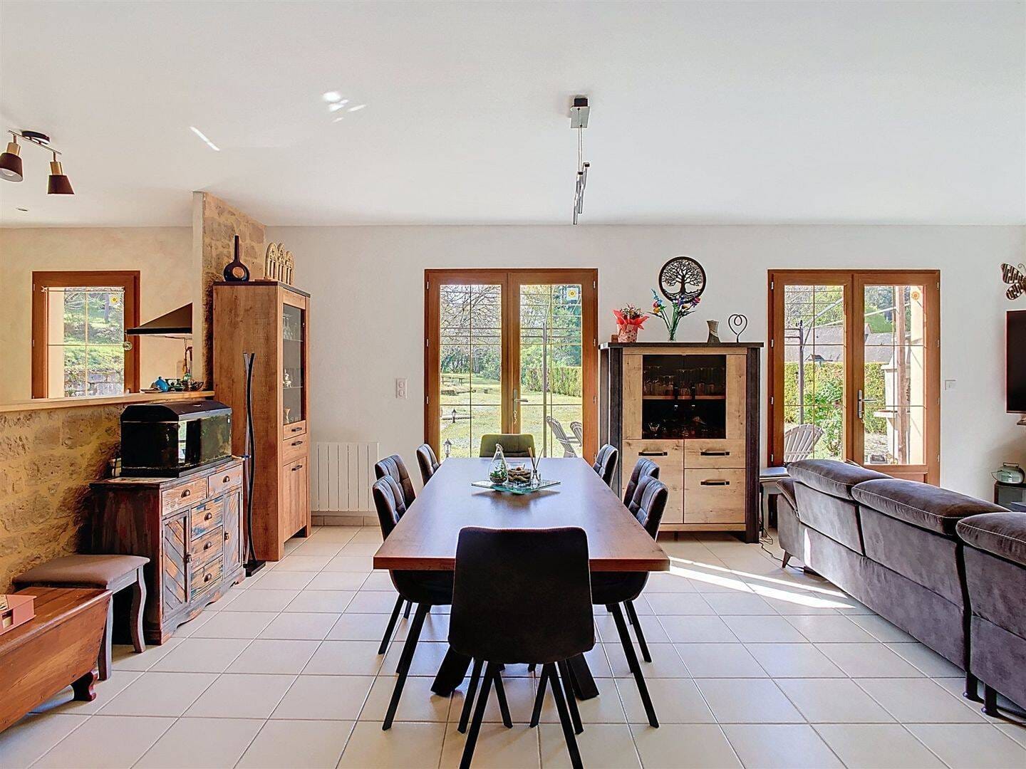 Immobilie in Nettelsee - Moderne, vollständig bestehend aus einem Haupthaus, einer unabhängigen Gîte, einem beheizten Pool un - Bild 3