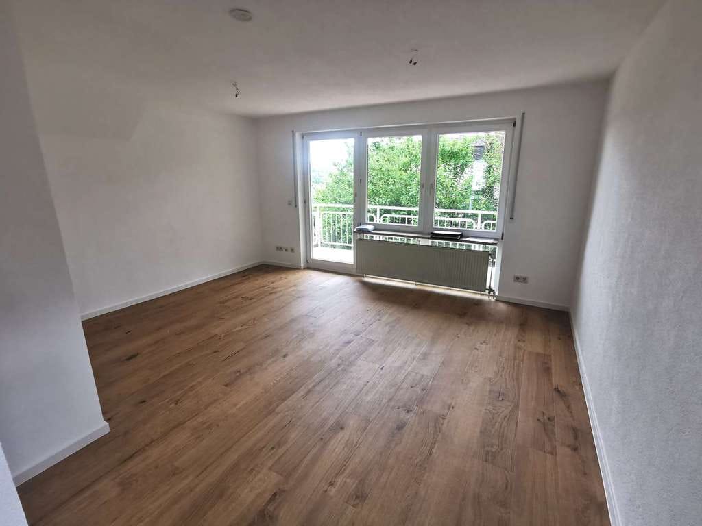 Immobilie in Pforzheim - Neu sanierte ETW mit Balkon in begehrter Lage - Bild 5