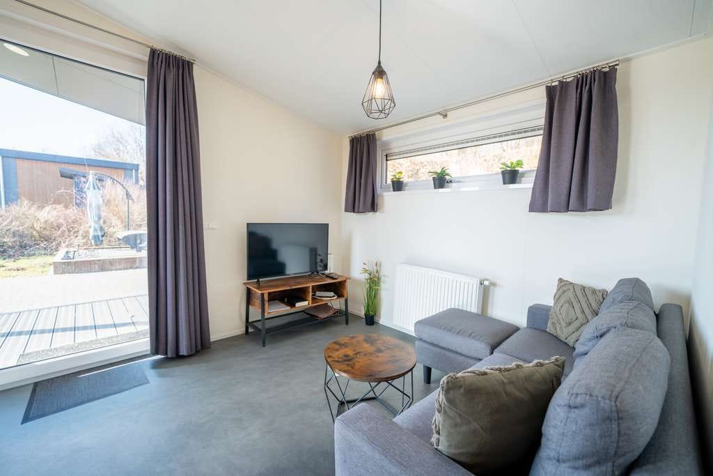 Immobilie in Süsel - Traumhaftes Chalet- Modelltyp „Miami“ im Chaletpark Süsel – modern, großzügig und perfekt gelegen. - Bild 1
