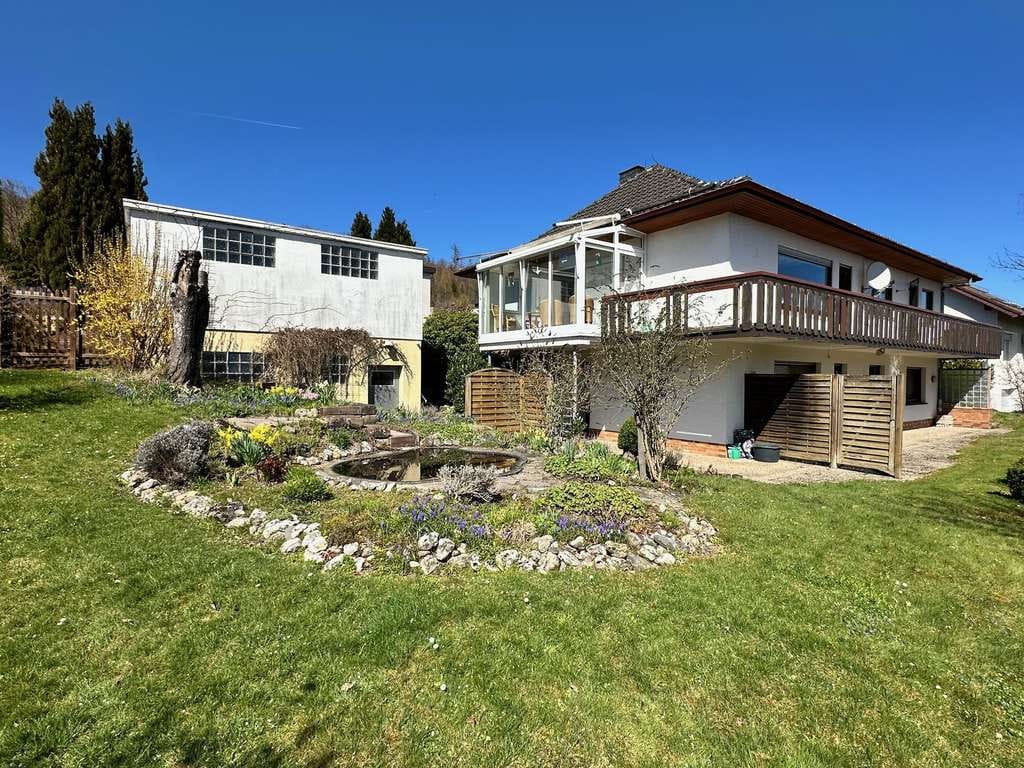 Immobilie in Marsberg - Gepflegtes großzügiges Einfamilienhaus in Marsberg (VB € 295.000) - Bild 3