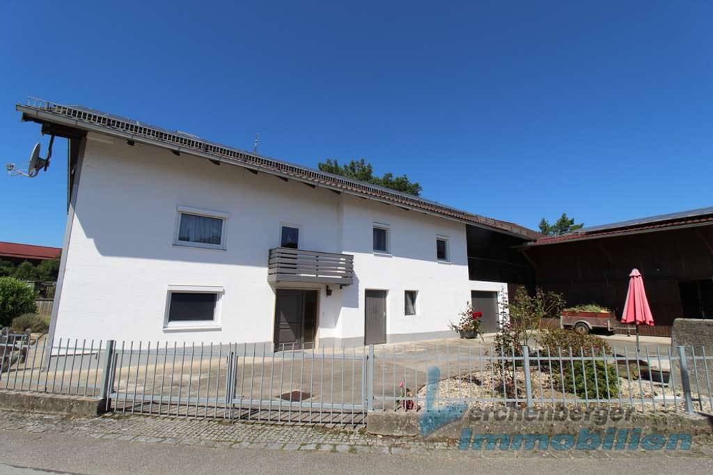 Immobilie in Eichendorf - ***Ehemalige Hofstelle mit Nebengebäude, PV-Anlage, Nähe Eichendorf*** - Bild 1