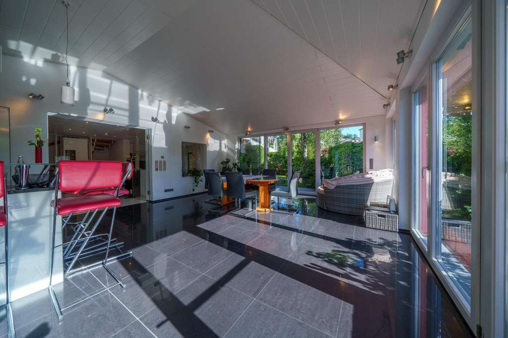 Immobilie in Uhldingen-Mühlhofen - Das perfekte Zuhause am Bodensee – großzügig, modern und energieeffizient - Bild 2