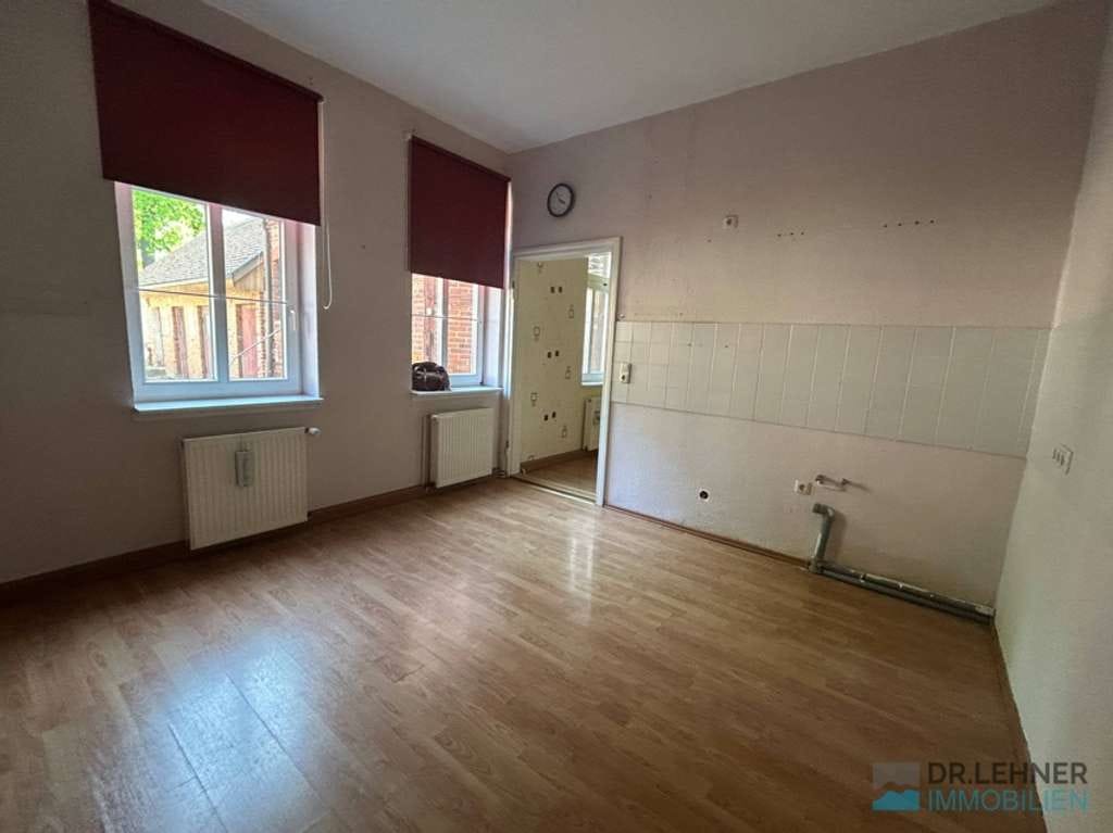 Immobilie in Osterburg (Altmark) - Fachwerk-Mehrfamilienhaus (3 Wohneinheiten) in Osterburg mit Wertsteigerungspotenzial - Bild 4