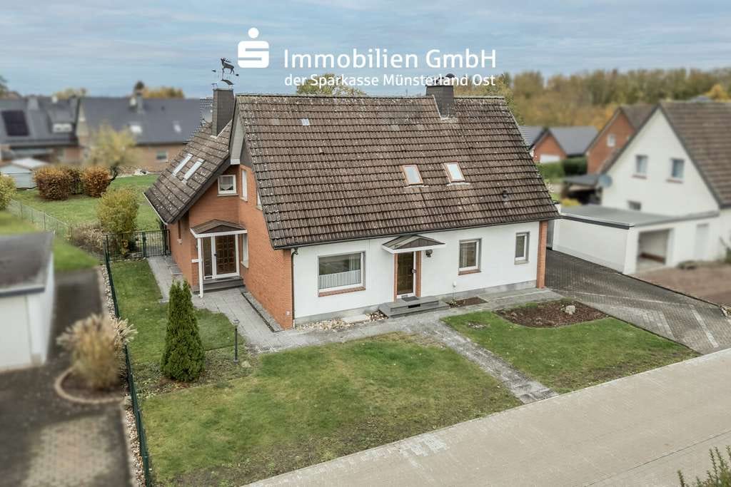 Immobilie in Oelde - Ein Haus mit vielen Möglichkeiten! - Bild 0