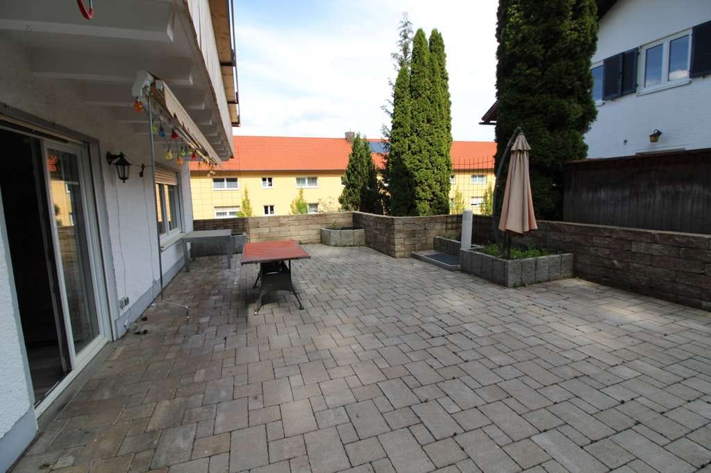 Immobilie in Marktoberdorf - Liebevoll renoviertes Einfamilien- oder Zweifamilienhaus in Marktoberdorf - Bild 1
