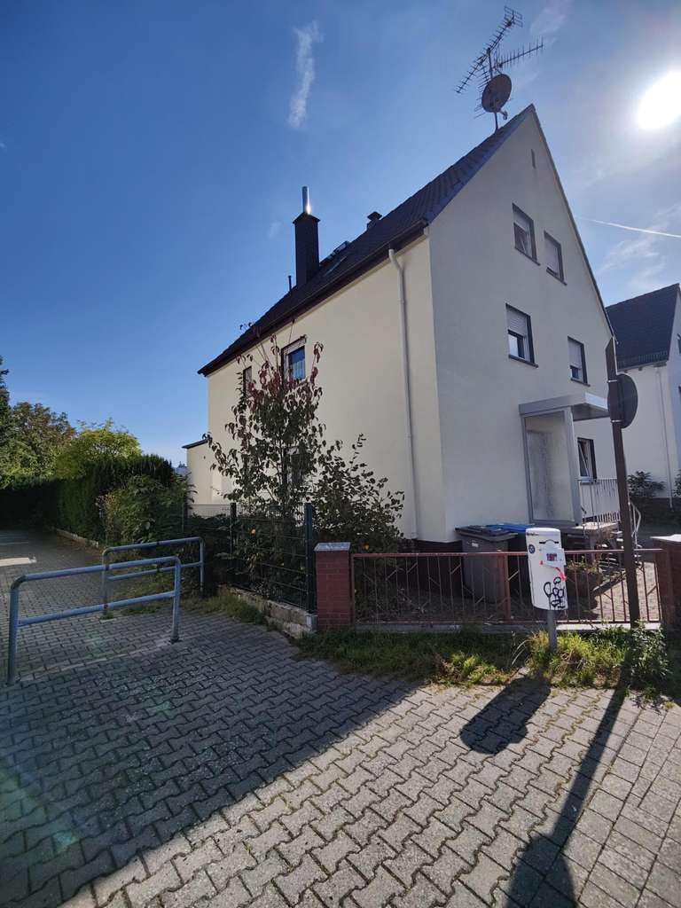 Immobilie in Egelsbach - PROVISIONSFREI, kleines Mehrfamilienhauses mit 660m² Grundstück (Baupotenzial) - Bild 3