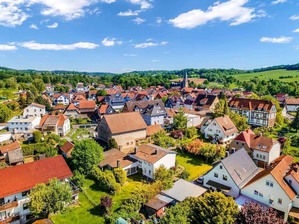 Immobilie in Rabenau - Großzügiges Zuhause für Familien mit Garten, Anbau und Doppelgarage - Bild 3