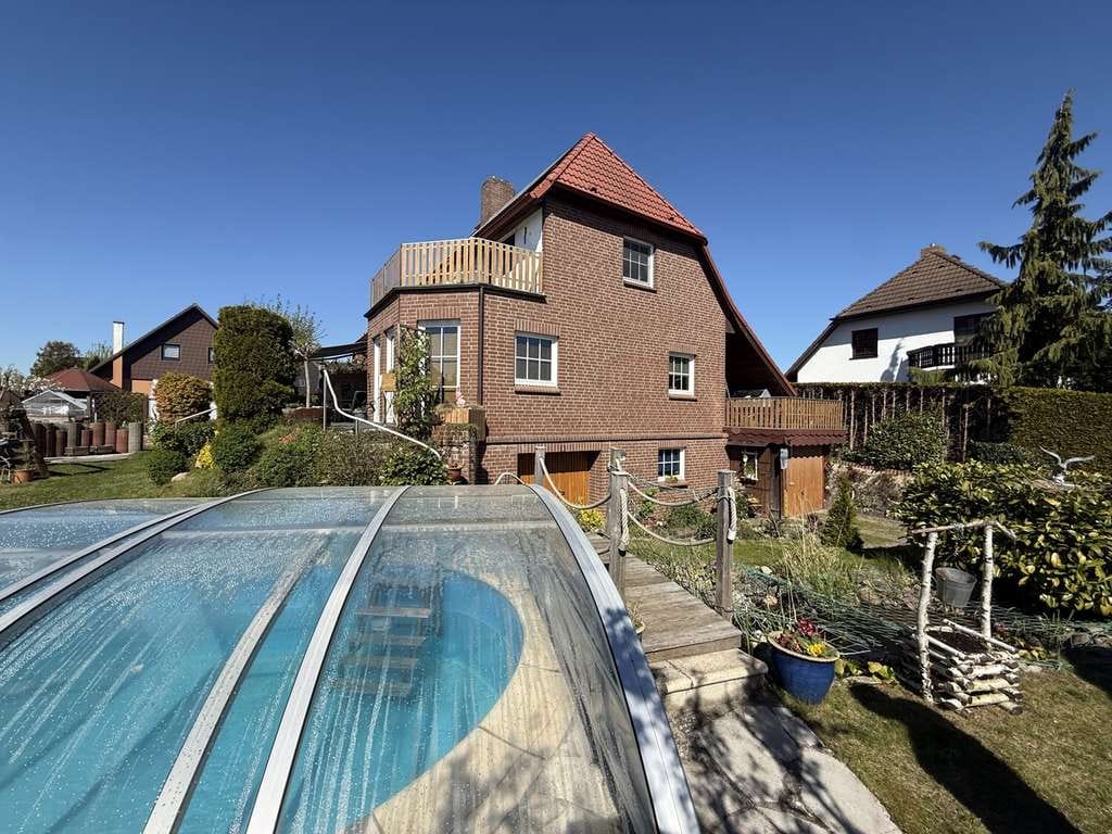 Immobilie in Neverin - Wohnen für die Familie mit WP und Solar - Bild 1