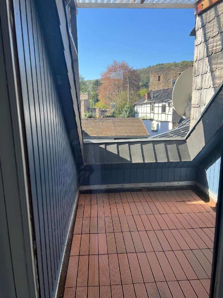 Immobilie in Bad Münstereifel - Zentral gelegene, ruhige Wohnung über den Dächern von Bad Münstereifel! - Bild 1
