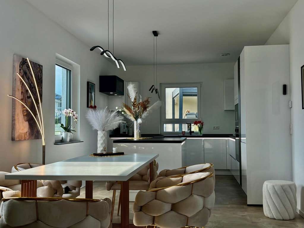 Immobilie in Sugenheim - Moderne Einfamilienhaus mit stil&komfort Neubau 2023 - Bild 2