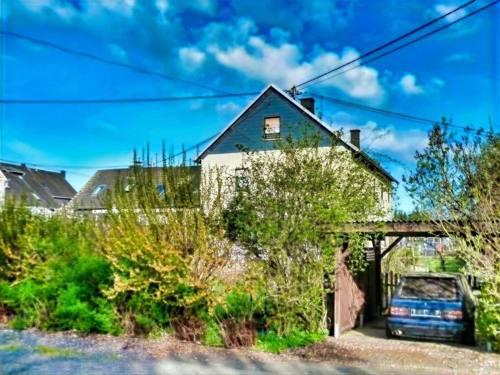 Immobilie in Dreisbach - Einfamilienhaus mit Garten! - Bild 3