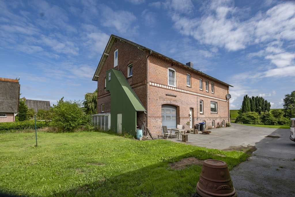 Immobilie in Grünendeich - Exklusives Anwesen im Alten Land – historischer Obsthof mit Bauland und außergewöhnlichem Potenzial - Bild 4