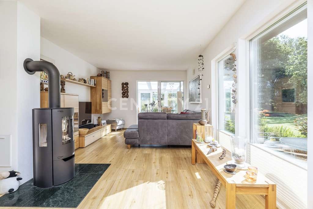 Immobilie in Pölchow - Wohnidyll mit Wintergarten, Kamin und Ferienhaus - Bild 3