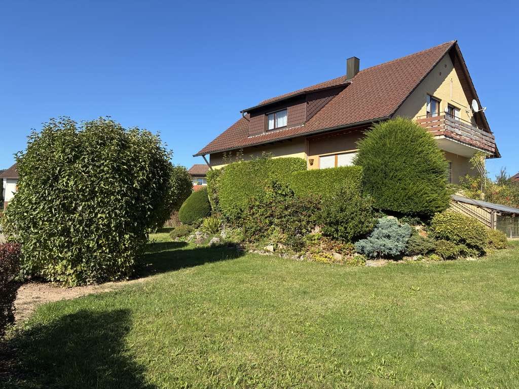 Immobilie in Tiefenbronn - Einfamilienwohnhaus - Bild 1