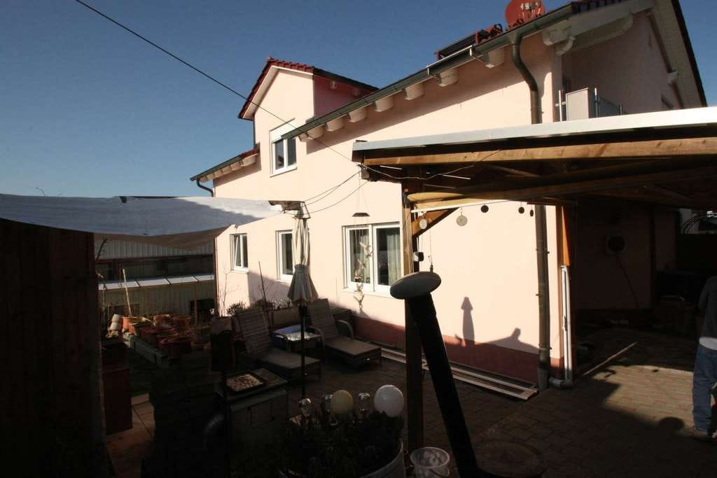 Immobilie in Höpfingen - Ruhig gelegenes Ein- bis Zweifamilienhaus mit ELW - Bild 4