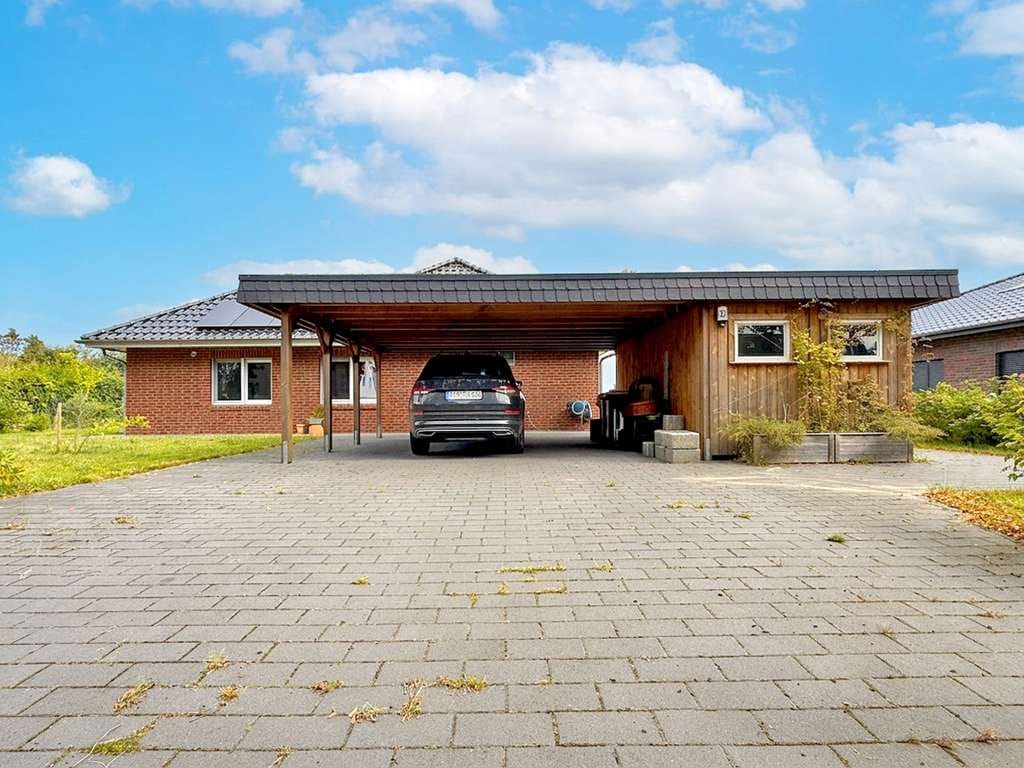 Immobilie in Heinbockel - Warum neu bauen? Neuwertiger Bungalow mit Ausbaureserve zum Kauf in Heinbockel - Wentzel Dr. - Bild 2