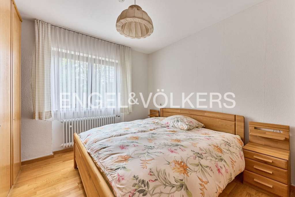 Immobilie in Erzhausen - Familienhaus/Mehrgenerationenwohnen mit weitläufigem Garten & toller Verkehrsanbindung - Bild 2