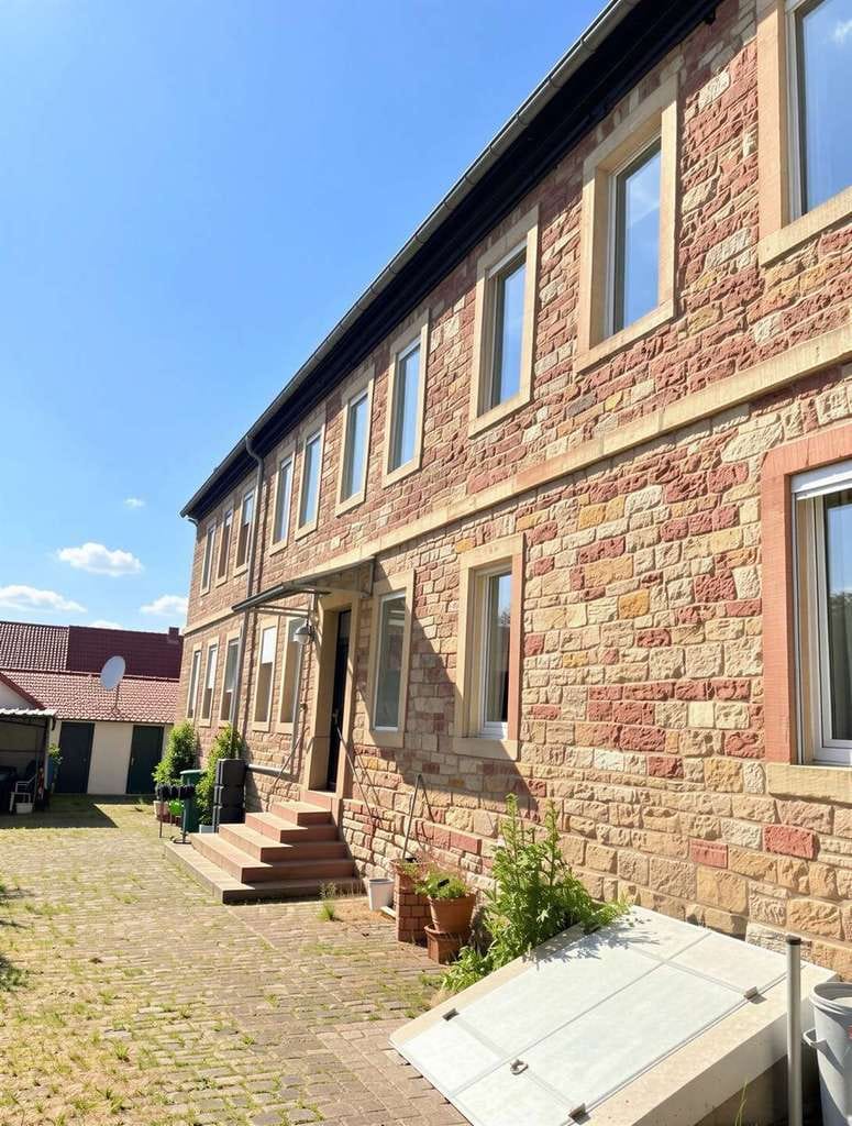 Immobilie in Kleinwallstadt - 4-Familienhaus mit Charme und Geschichte - Bild 2