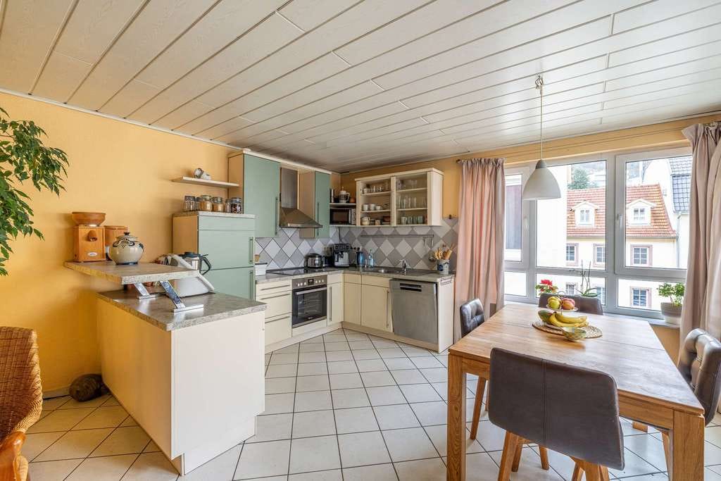 Immobilie in Weinheim - Maisonette-Wohnung mit Blick auf die Wachenburg! - Bild 2
