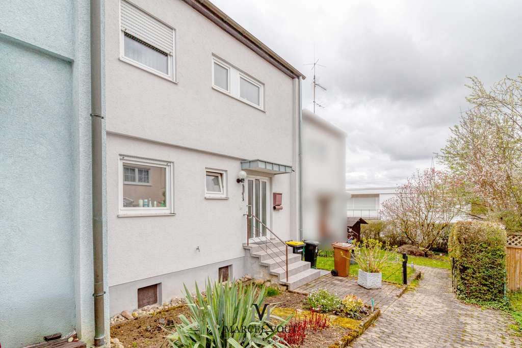 Immobilie in Großbettlingen - Kompaktes Reihenmittelhaus in ruhiger Wohnlage von Großbettlingen - Bild 0