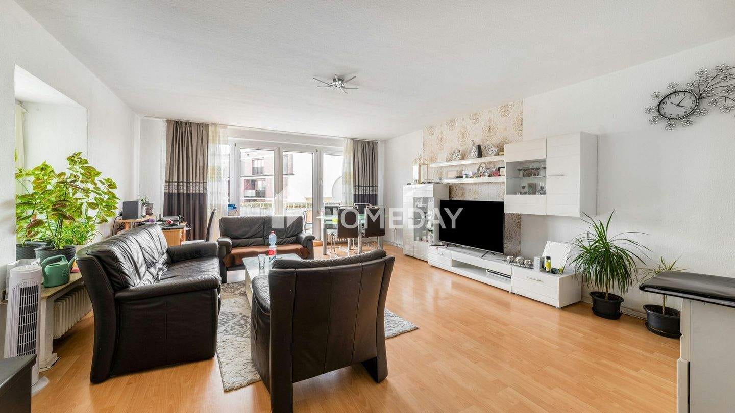Immobilie in Oer-Erkenschwick - Ideal geschnittene 4-Zimmer-Wohnung mit Balkon in gepflegtem Mehrfamilienhaus - Bild 0