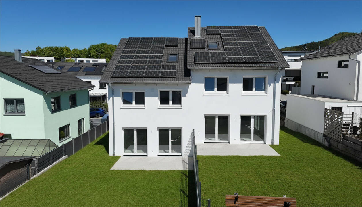 Immobilie in Michelbach an der Bilz - Geräumiges Familienhaus mit Terrasse in Michelbach an der Bilz - Bild 1