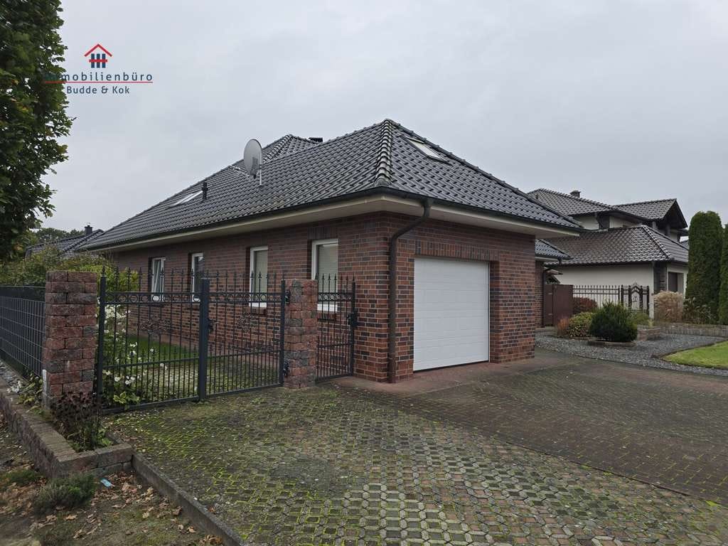 Immobilie in Garrel - Attraktives Einfamilienhaus mit Garage und Garten in  beliebter Lage von Garrel zu verkaufen - Bild 2