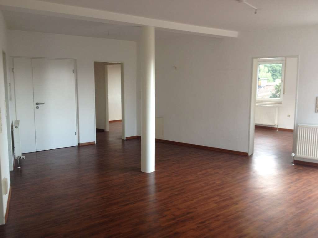 Immobilie in Petersberg - Sonnige 3,5-Zimmer Design-Wohnung in Götzenhof-Petersberg - Bild 1