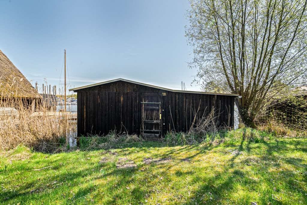 Immobilie in Rechlin - Bootshaus am Classee mit Wohnraum - Bild 2