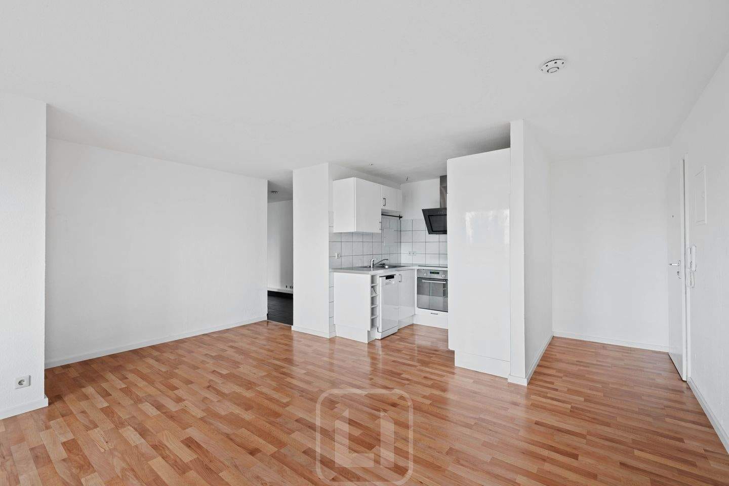 Immobilie in Leinfelden-Echterdingen - Kapitalanleger aufgepasst | Moderne 3,5-Zimmer-Wohnung mit sonnigem Balkon & Stellplatz - Bild 0