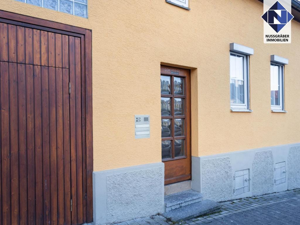 Immobilie in Plochingen - XXL freist. 1–2 Fam.-Haus mit 2 Wintergärten und viel Platz für die Familie – 8 Gehmin. ins Zentrum - Bild 1