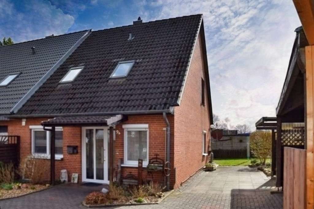 Immobilie in Nübel - Gemütliches und gepflegtes Eigenheim in ruhiger Lage - Hier wohnt es sich hervorragend - Bild 0
