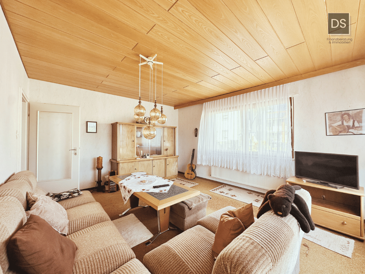 Immobilie in Goldbach - DSFI Immobilien - geräumiges 2 Familienhaus in Goldbach - Bild 1
