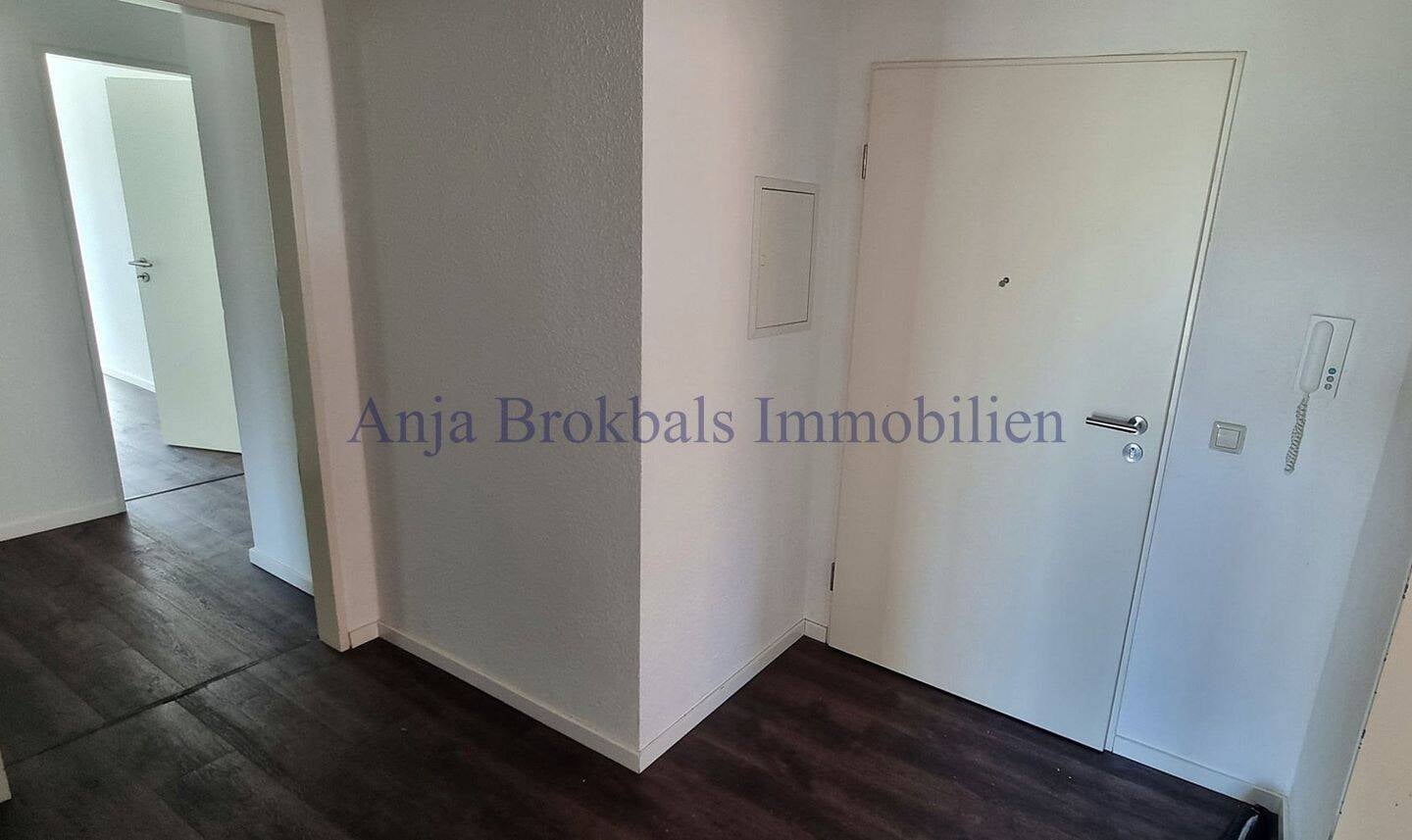 Immobilie in Verl - Familie willkommen: 5-Zimmer-ETW in Verl - für Käufer provisionsfrei - Bild 3