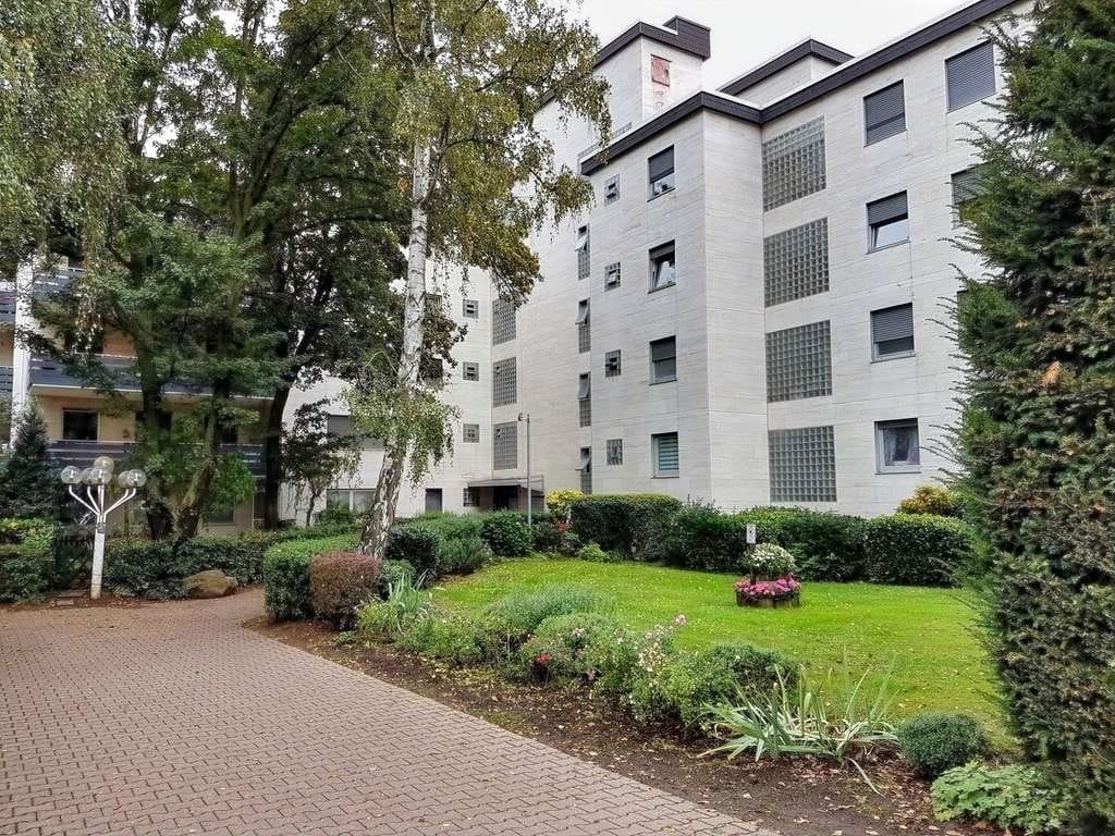 Immobilie in Bergheim - Bergheim-Zieverich! 2 Zimmer-Erdgeschosswohnung mit Gartenzugang! - Bild 0