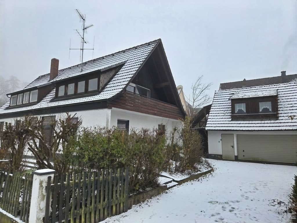 Immobilie in Untermerzbach - Großzügiges EFH (Wfl. 195 m²) mit Garage und sonnigem Garten in Siedlungslage von Untermerzbach
 - Bild 3