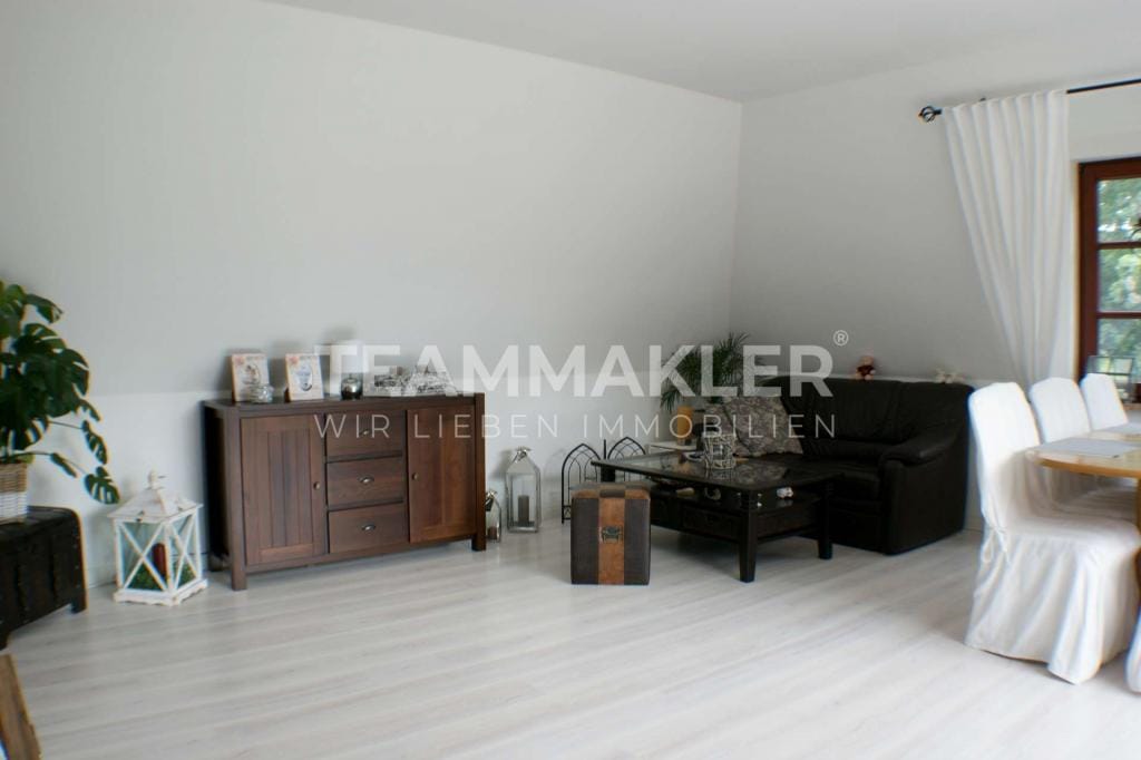 Immobilie in Ellerau - VERMIETET IN RUHIGER LAGE: Dachgeschosswohnung mit Balkon - Bild 3