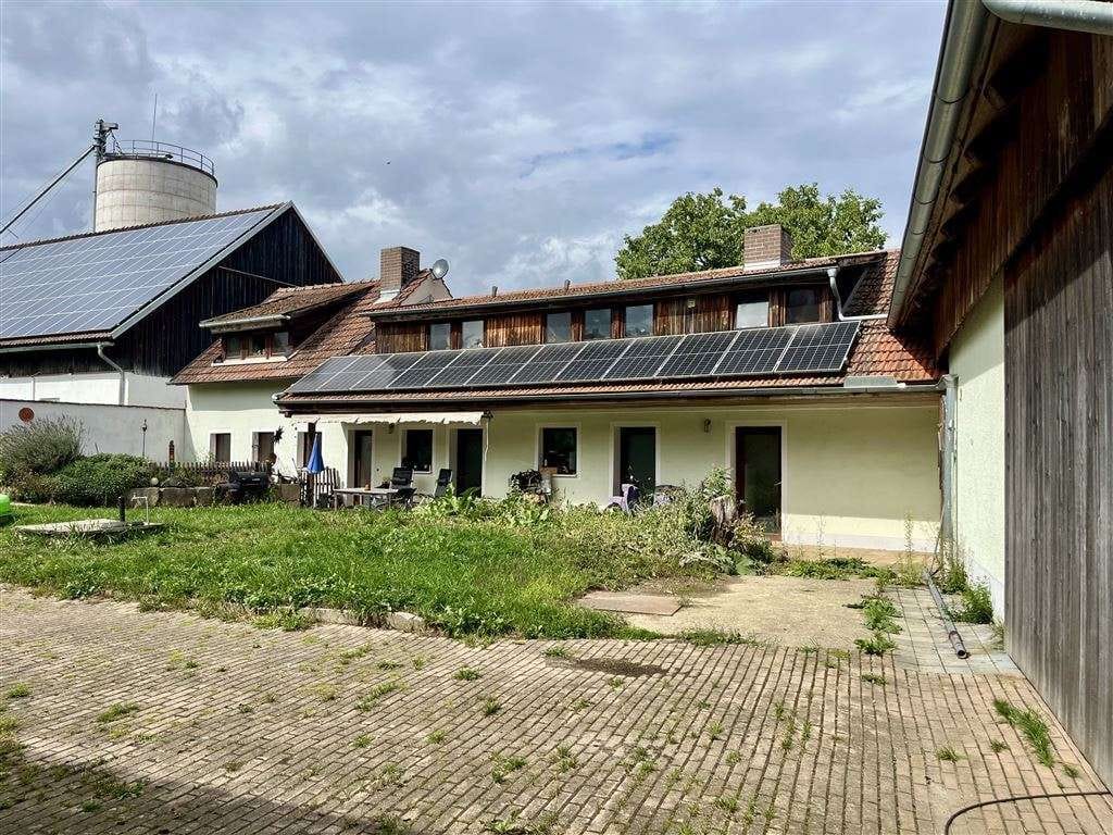 Immobilie in Pfeffenhausen - Dreiseithof für Visionäre – Platz für Ideen, Natur & Lebensqualität - Bild 2