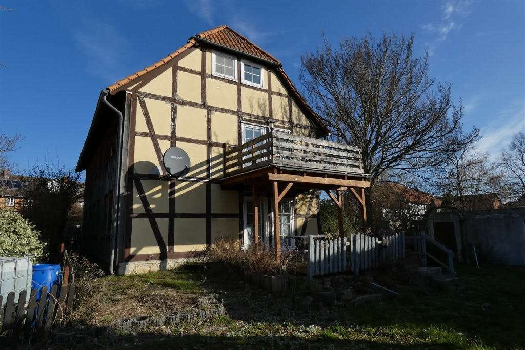 Immobilie in Wolfenbüttel - Zweifamilienhaus in ruhiger Dorfidylle - Bild 2